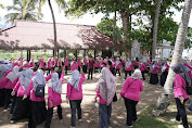 Perkuat Silaturahmi, Dharma Wanita Unila Adakan Family Gathering di Sanggar Beach