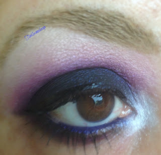 eye_makeup_look_sparkly_berry_smoky