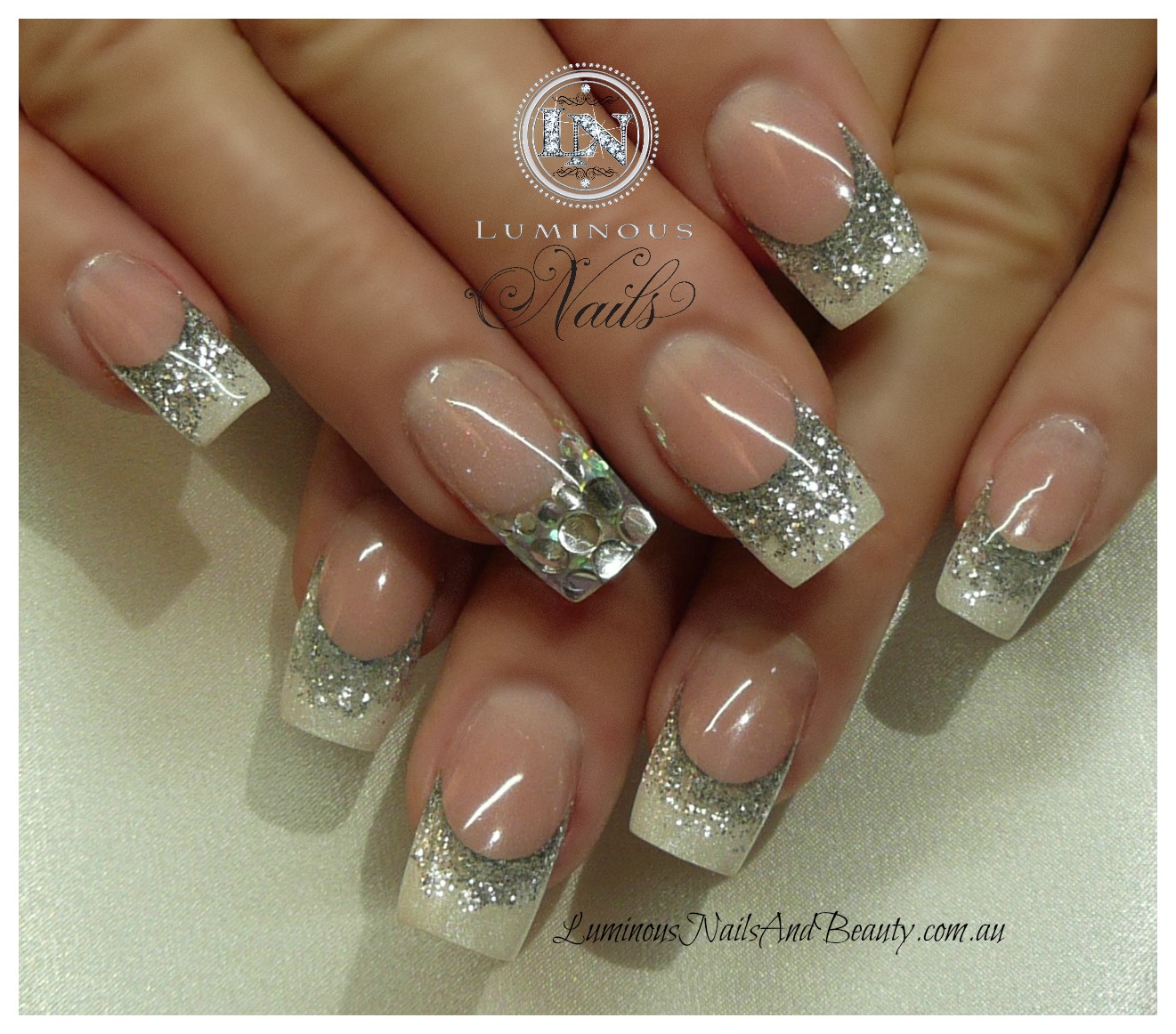 ... nails,+Sculptured+Acrylic+nails+with+Metallic+Pearl,+Silver+Glitter