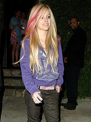 avril lavigne 2010 hair