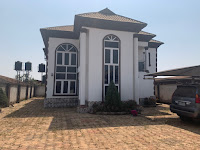 Duplex for sale in Uselu Benin Lagos road