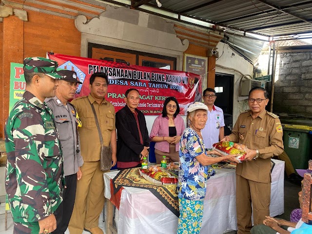 Sinergi TNI-Polri Kawal Kegiatan Sosial Bulan Bung Karno Di Desa Saba