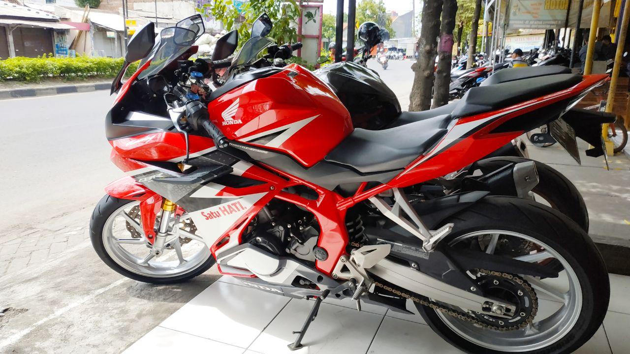 Turun Harga Motor  Bekas  Ninja 250 dan CBR 250 di Sorum  