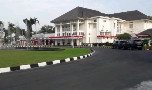 asril-hasibuan-kritik-bobby-nasution-soal-proyek-aspal-rumah-dinas-gubsu-keliru-ini-alasannya