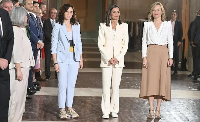 Queen Letizia wore a white blazer suit by Carolina Herrera. Queen Letizia, Isabel Diaz Ayuso and Pilar Alegria