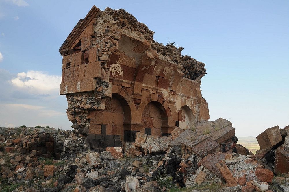 ani-ruined-churches-14