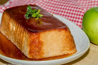 Flan de manzana