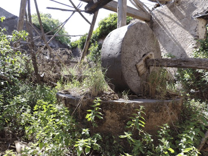   Sicilië - vervallen huis. 
