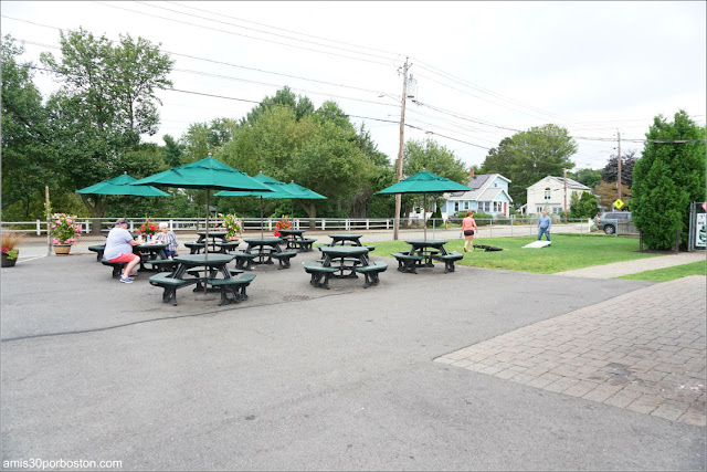 Granjas de Helados de Massachusetts: Pizzi Farm Market, Deli and Ice Cream 