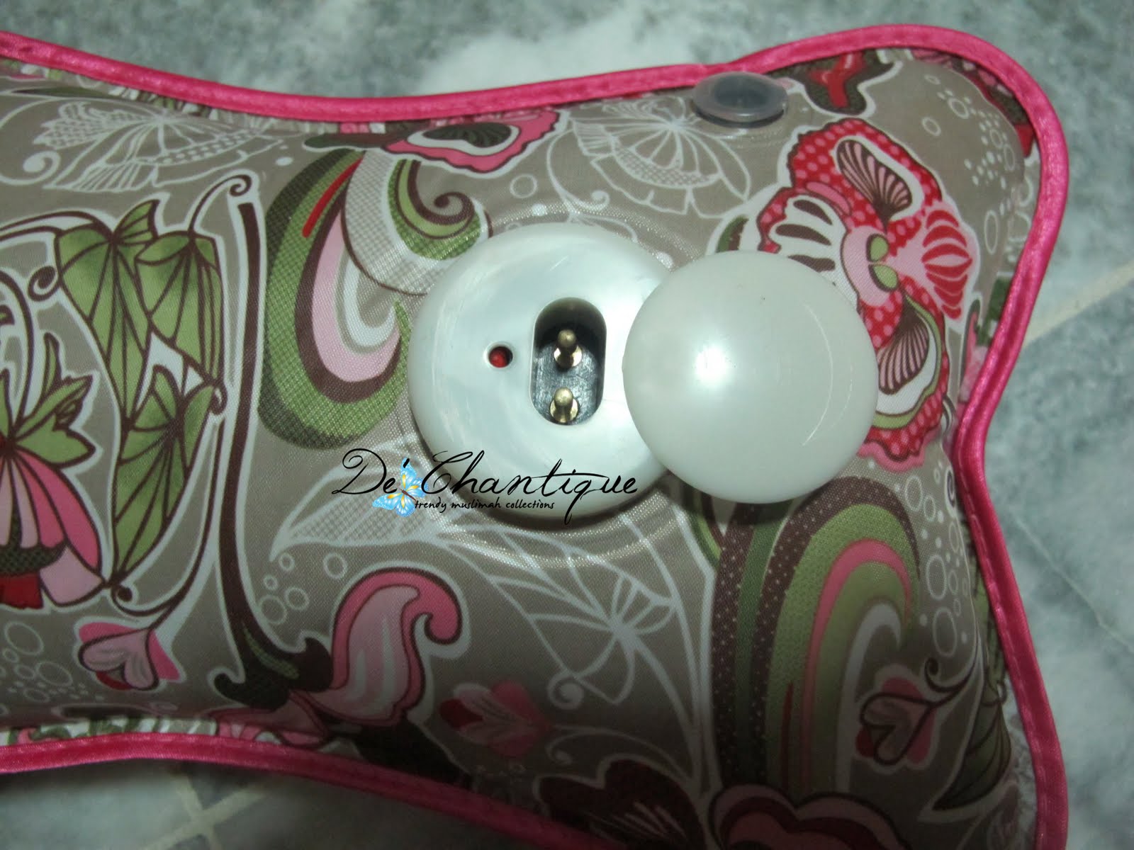 De' Chantique Boutique: Bantal tungku panas moden