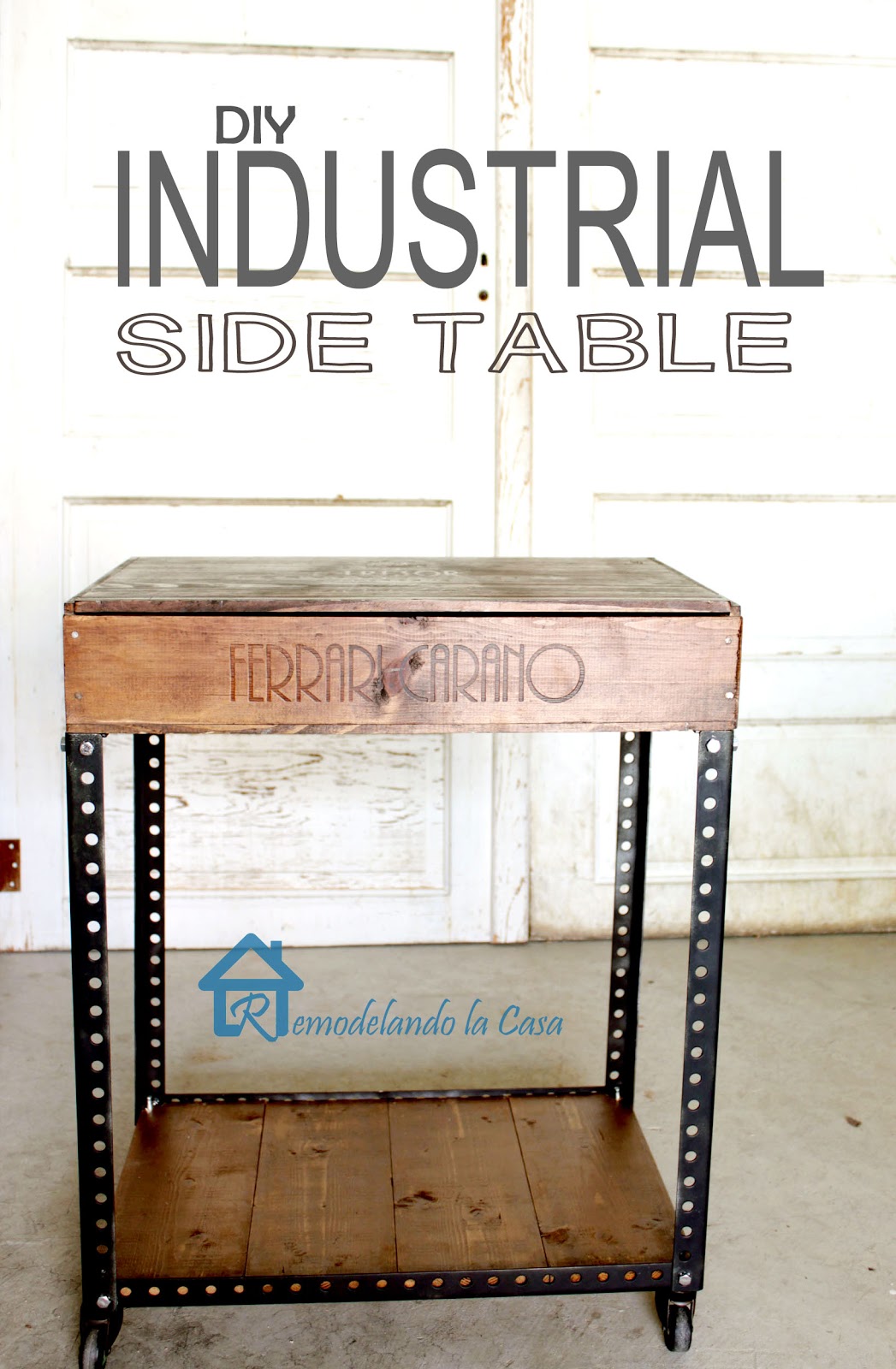 DIY Industrial Side Table - Remodelando la Casa