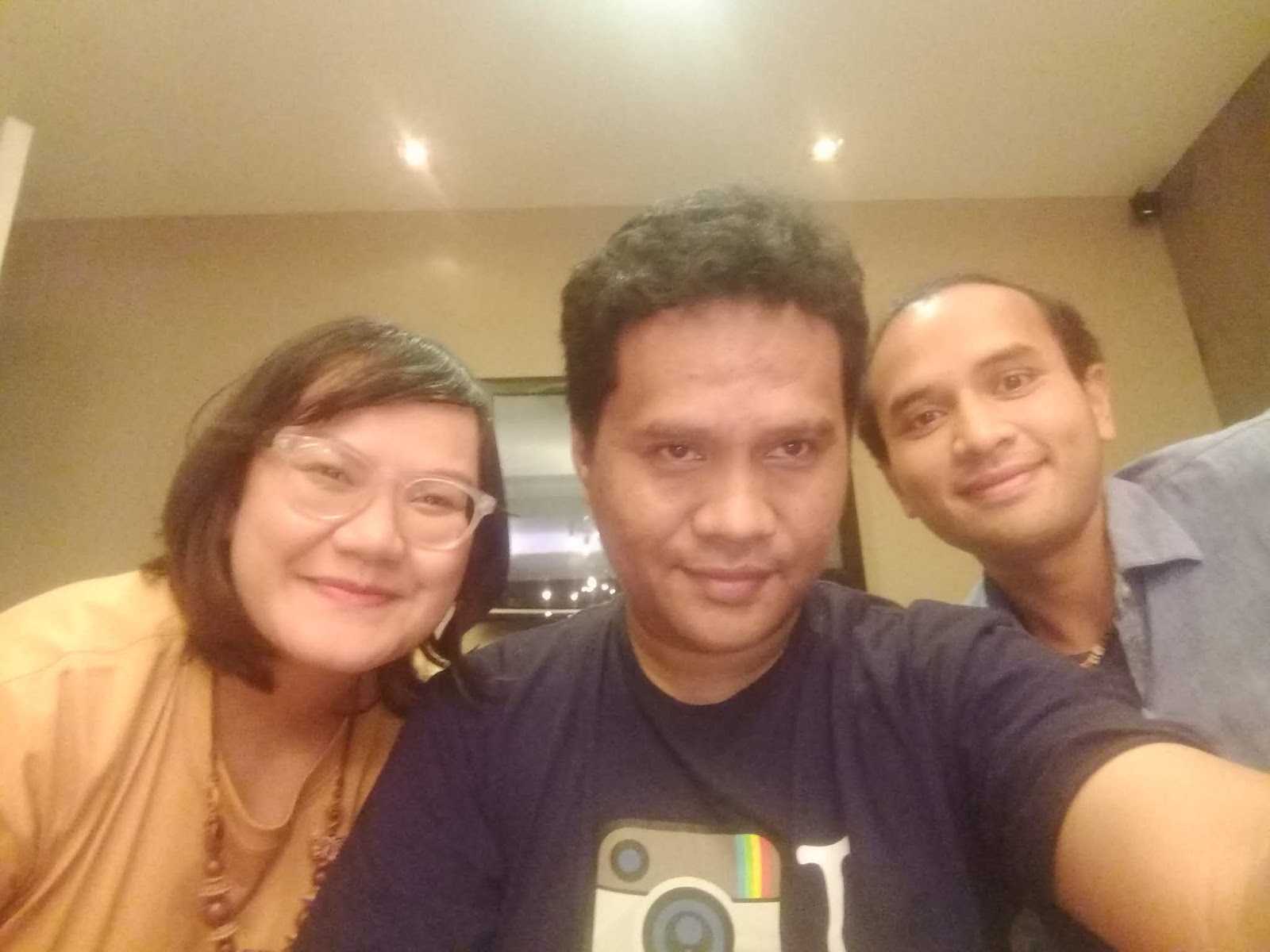 Di hari nyepi Jakarta ikut sepi Jalan jalan terasa lengang Datanglah saya ke Pinang Bistro Oakwood untuk mengikuti pertemuan dengan para alumnus Ohio