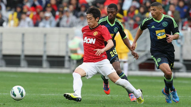 Images Shinji Kagawa Actions on the field