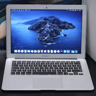 Jual Macbook Air Early 2015 Core i5 (13-Inchi) Second