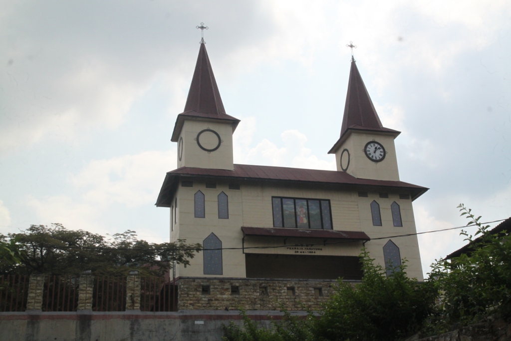 HKBP Pearaja Tarutung Gereja Peninggalan I L Nommensen
