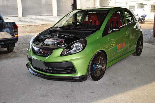 Foto Modifikasi Mobil Honda Jazz Ceper