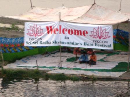 Ecstatic Radha Syamasundar Boat Festival In Vrindavan