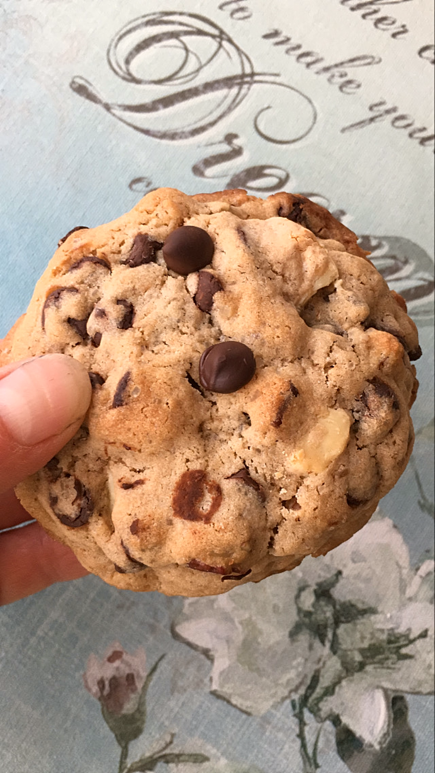 cookies-con-chips-de-chocolate-y-nueces