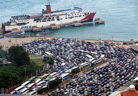 10 Urutan Pelabuhan Paling Terkenal Di Indonesia