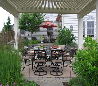 outdoor living room