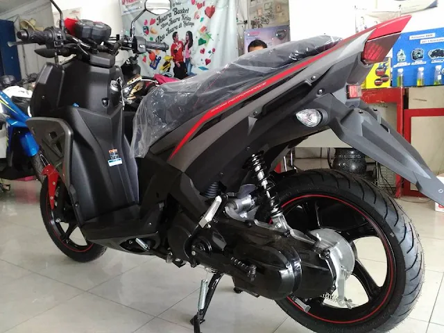 Yamaha Aerox 125 LC Warna Abu-abu Dop