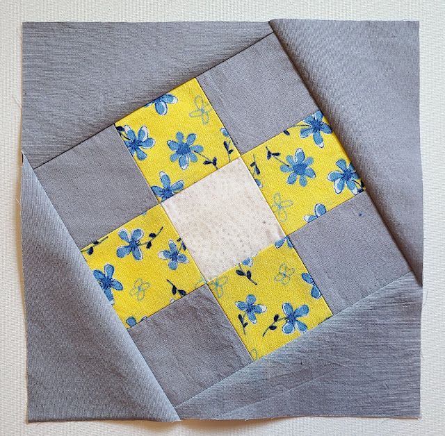 Tilted Flowers quilt pattern | DevotedQuilter.com