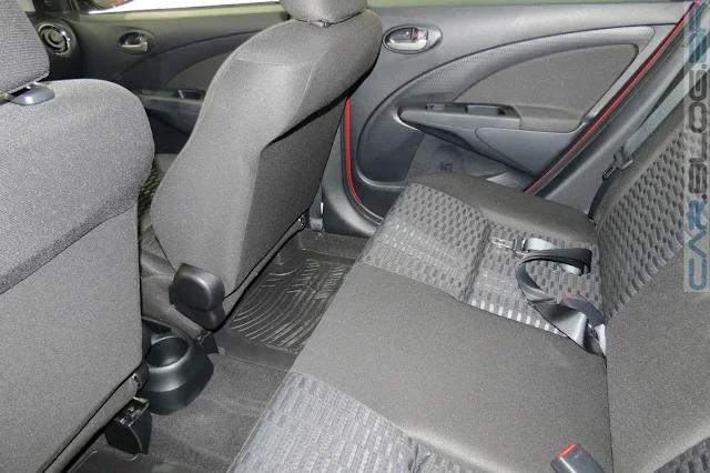 Toyota Etios 2014 Sedã XLS - interior