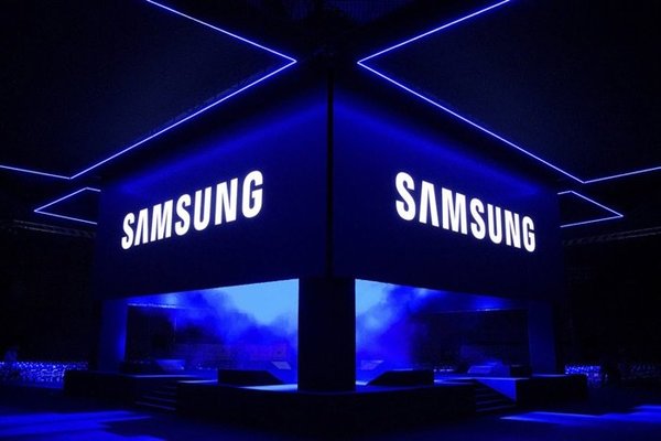 أول صورة مسربة لهاتف سامسونغ الجديد Samsung Galaxy S21 FE