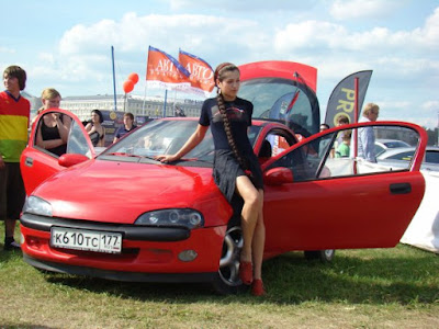 hot sexy car show girl