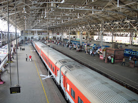 mumbai railway station