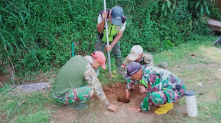 Satgas Citarum Harum Sektor 4 diSub 3 Melaksanakan Pembuatan Lubang Biopori di. Kp. Kondang RT 04 Rw 08 Desa. Majalaya .Kec Majalaya.