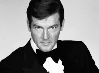 peringkat aktor pemeran james bond roger moore