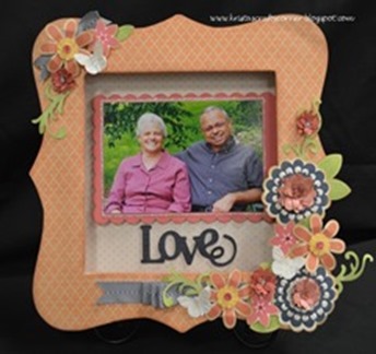 Bracket Frame_Claire_mom dad _thumb[1]