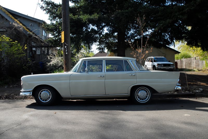 1963 MercedesBenz 220S