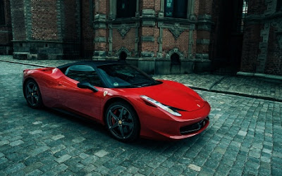 SPORTY FERRARI 458 ITALIA