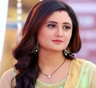 Rashami Desai Family Husband Son Daughter Father Mother Marriage Photos Biography Profile.