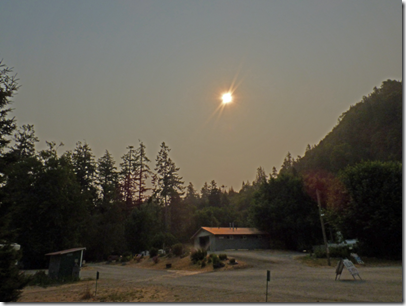 Huntley Park, August 22, 2017, solar eclipse and smoke from Chetco Bar Fire