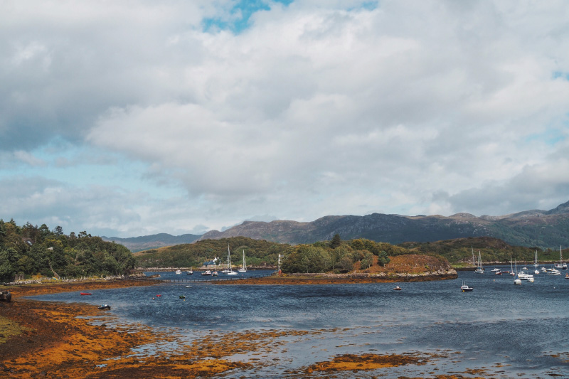 Le village de Badachro en Ecosse