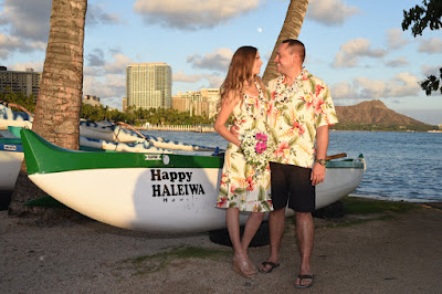 Waikiki Canoe