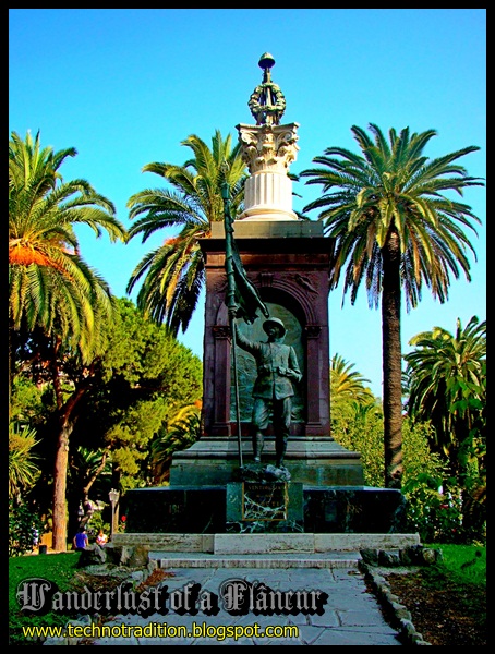 Giardini Pubblici: Ai Suoi Caduti di Tutte le Guerre (a monument which says "To the fallen soldiers of all wars")