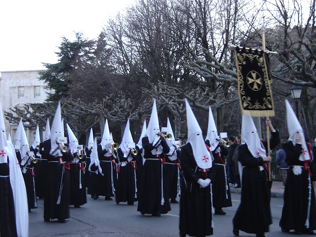 Semana Santa en León | España | Fotos urbanas + nocturnas | Fiesta religiosa