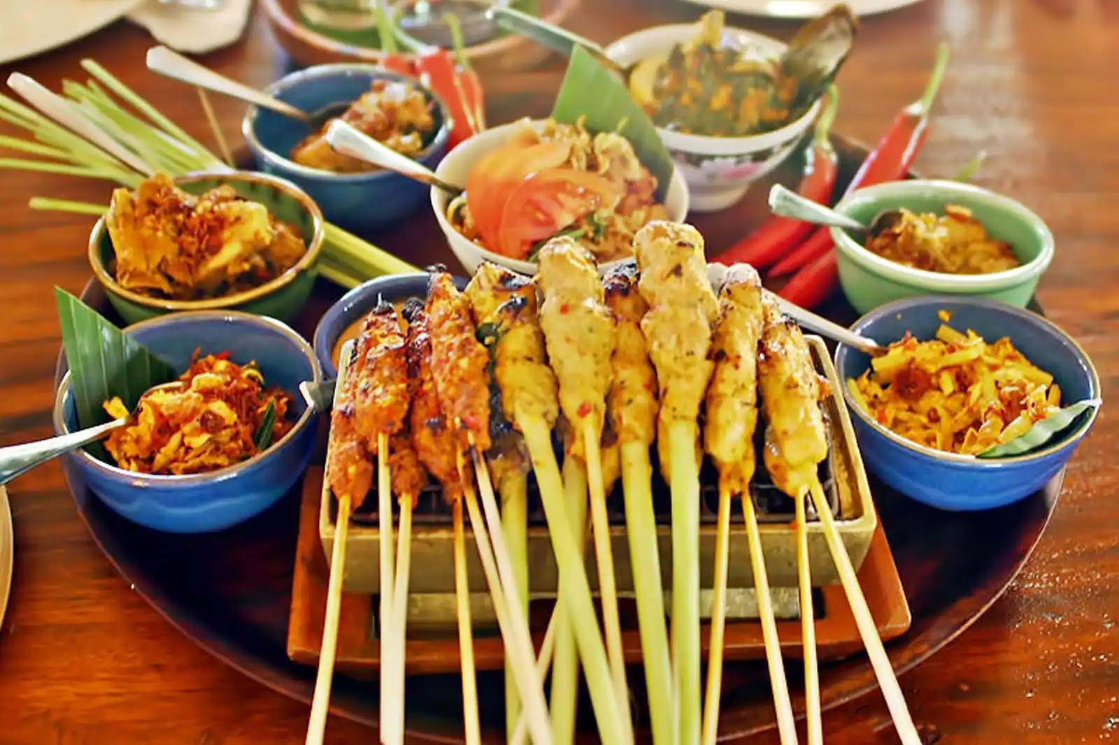 Discover the Delicious Cuisine of Bali: Join the Best Cooking Class in Indonesia