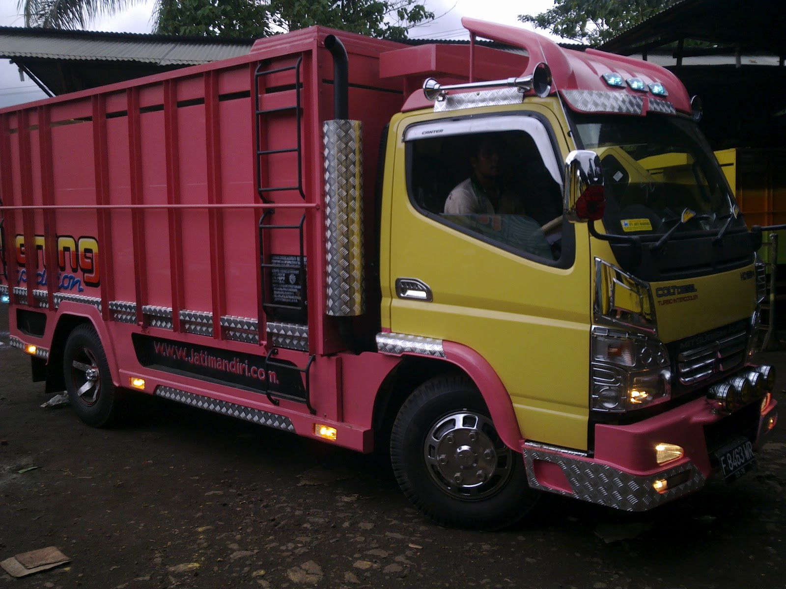 KAROSERI BAK TRUCK JATI MANDIRI