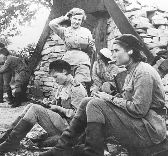 bensozia The Night Witches of World War II