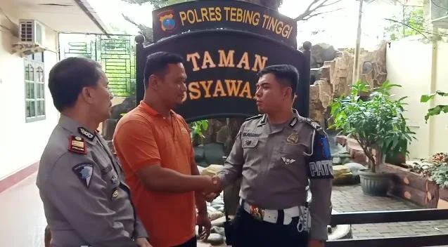 Polisi yang Pukul Sopir Ambulans di Sumut Dinonaktifkan