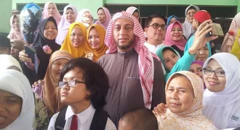 Syekh Ali Jaber Kena Tusuk, Bagaimana Sistem Keamanan Saat Berdakwah?