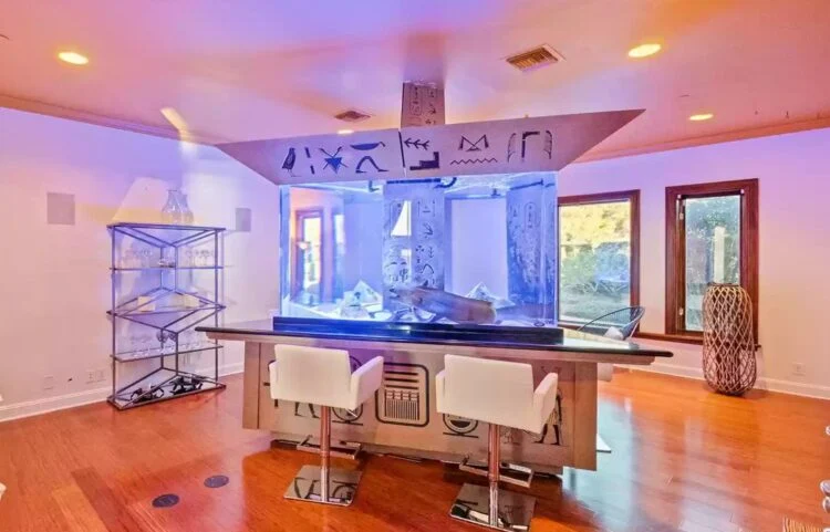 The interior of Shaquille O'Neal's luxurious mansions