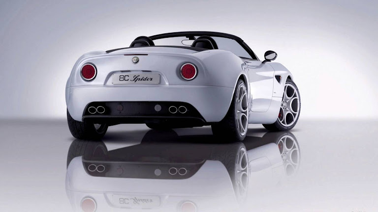 Alfa Romeo 8C Spider HD Wallpaper