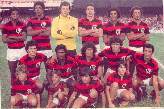 Super time do Mengão 1980 jogo contra o Curitiba
