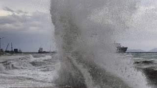 Χιλιάδες κεραυνούς, καταιγίδες, ψύχος,χιόνι και μανιασμένους ανέμους